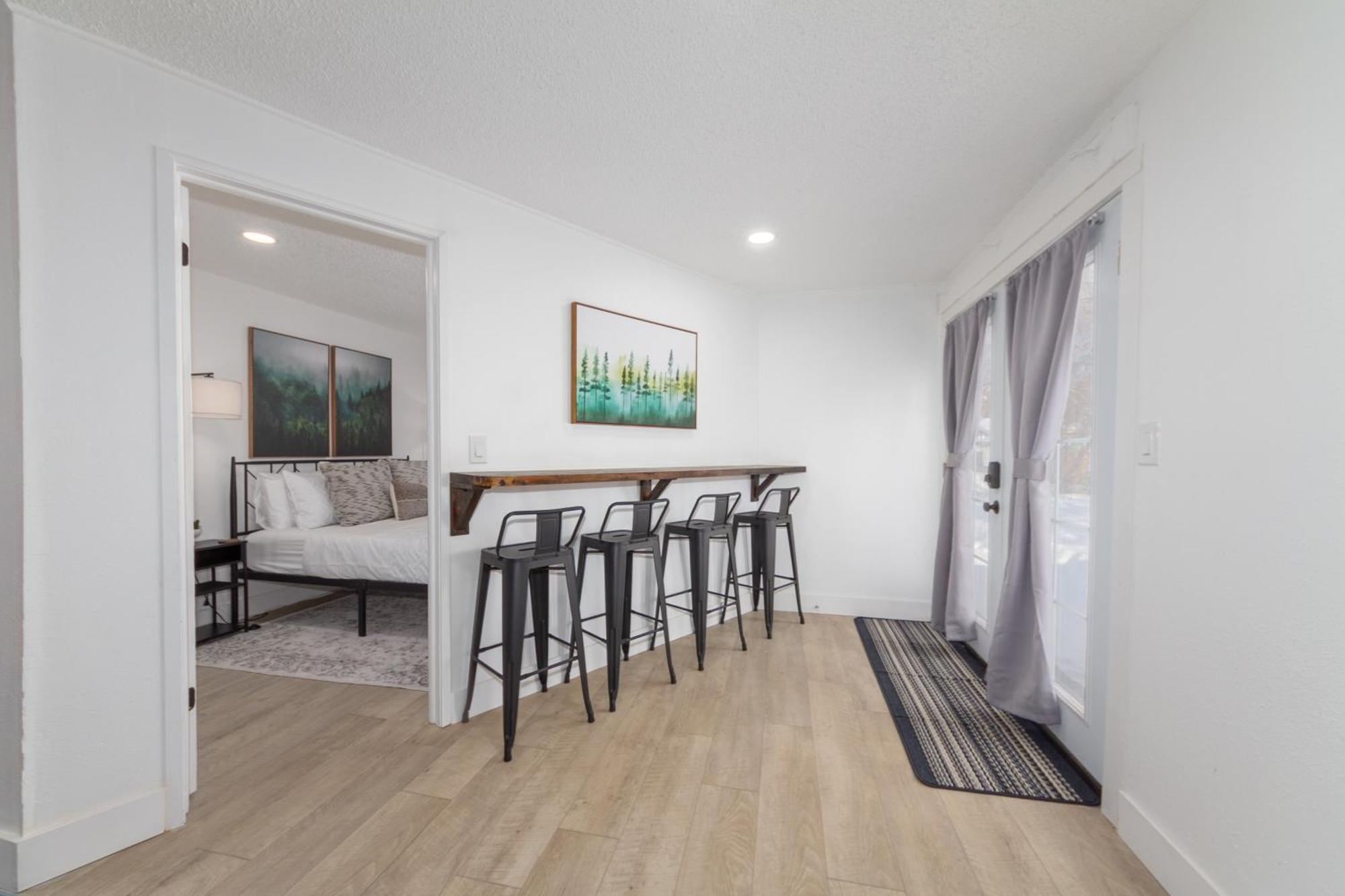 Quaint 1 Bd 1 Bth Guest Minutes From Gonzaga Holiday home